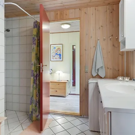 Дом отдыха Norwin - 250m From The Sea By Interhome